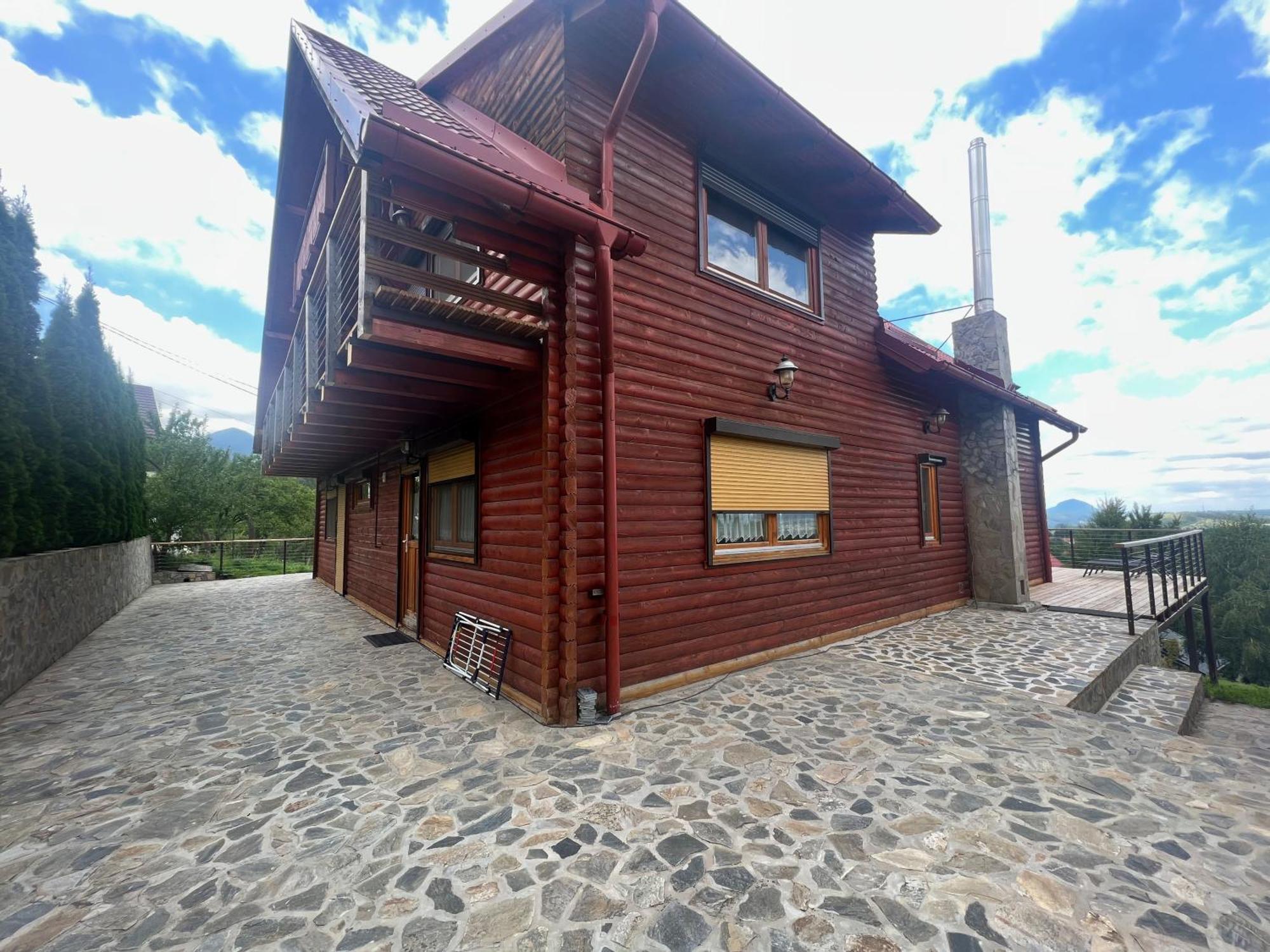 Carpathian Log Case de vacanță *