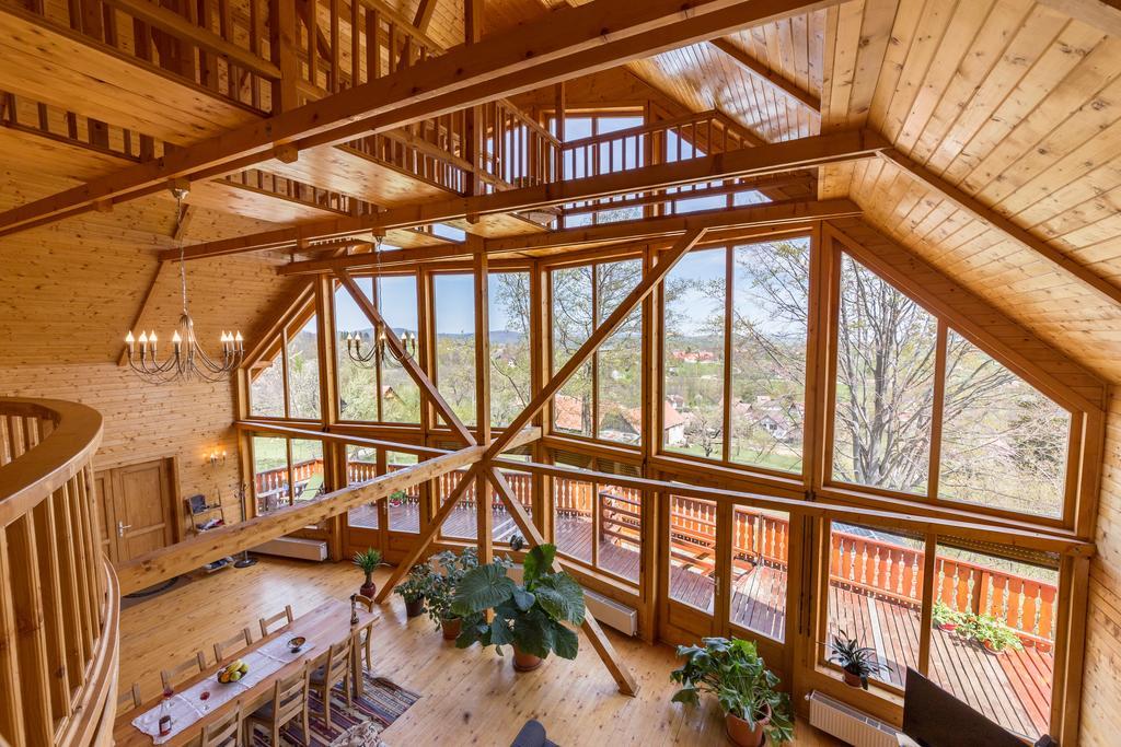 Carpathian Log Ferienhaus *