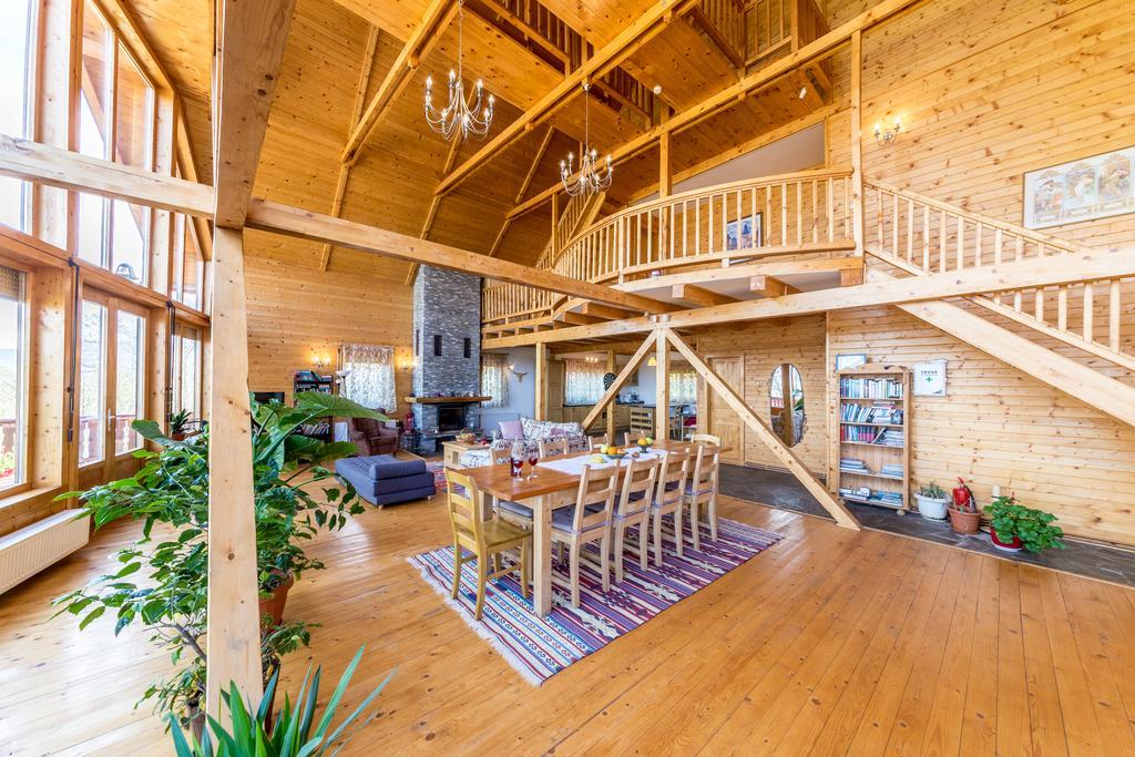 Carpathian Log Ferienhaus *